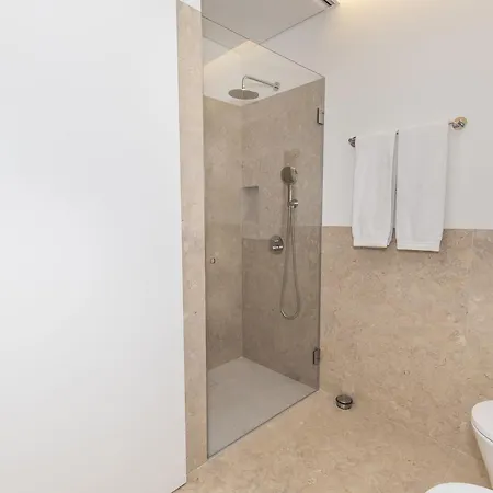 Bright And Luxurious W/ A View * Lisbon