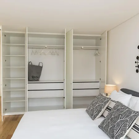 Bright And Luxurious W/ A View * Lisbon