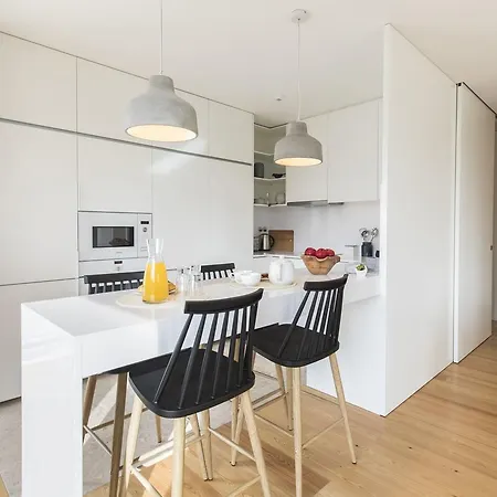 Bright And Luxurious W/ A View * Lisbon